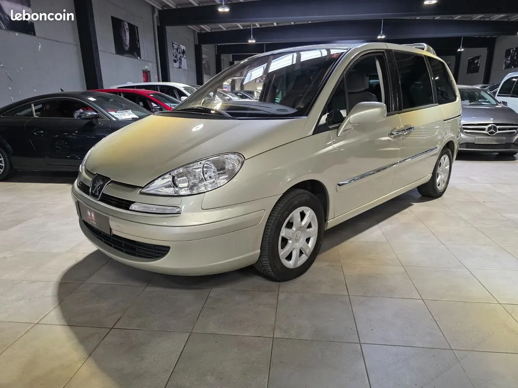 Peugeot 807