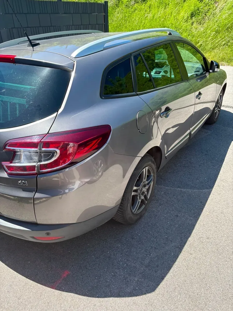 Renault Megane 2014 photo 2