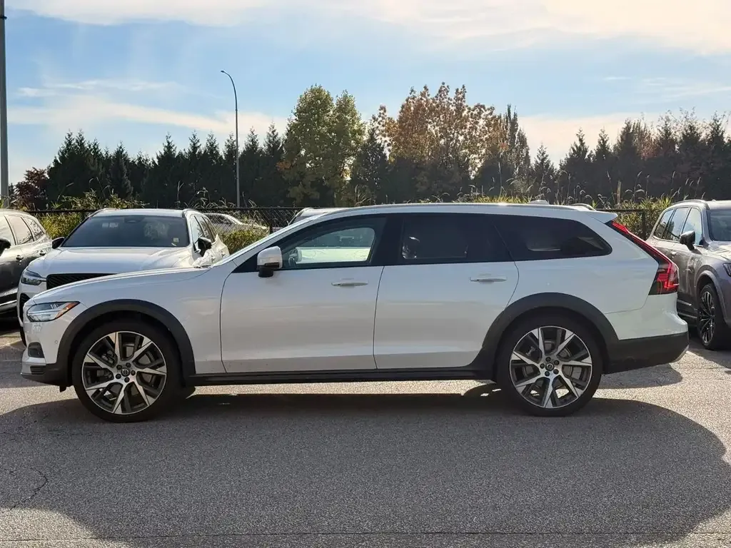 Volvo V90 2022 photo 4