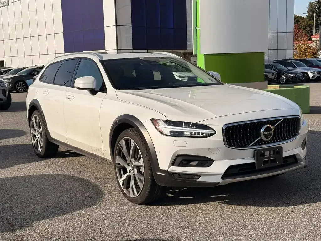 Volvo V90 2022 photo 3
