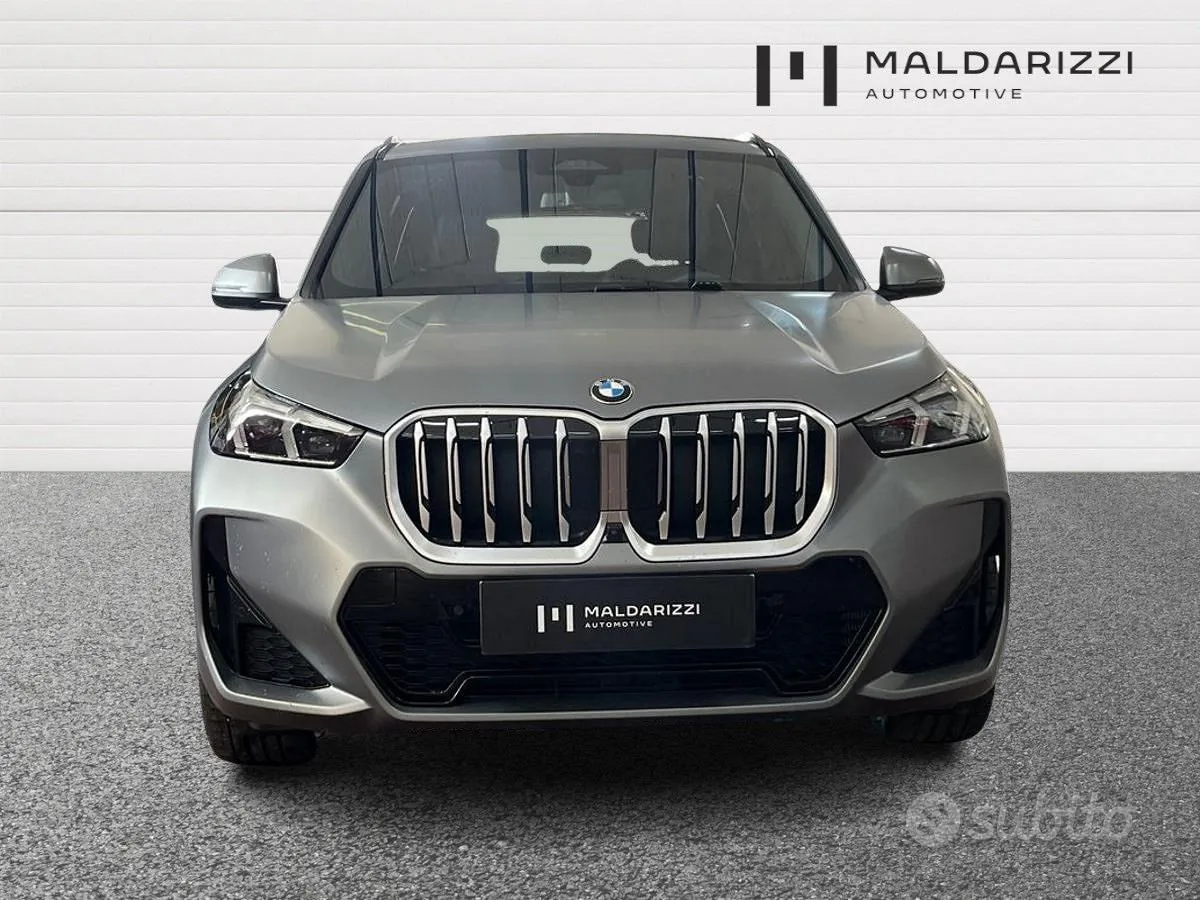 BMW X1 2024 photo 2