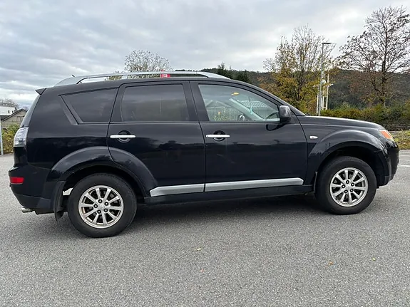 Mitsubishi Outlander 2008 photo 3