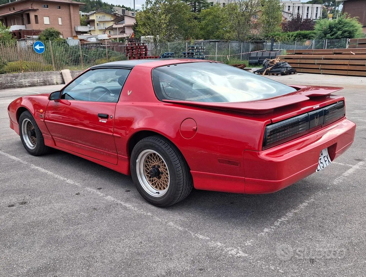 Pontiac Firebird 1989 photo 2