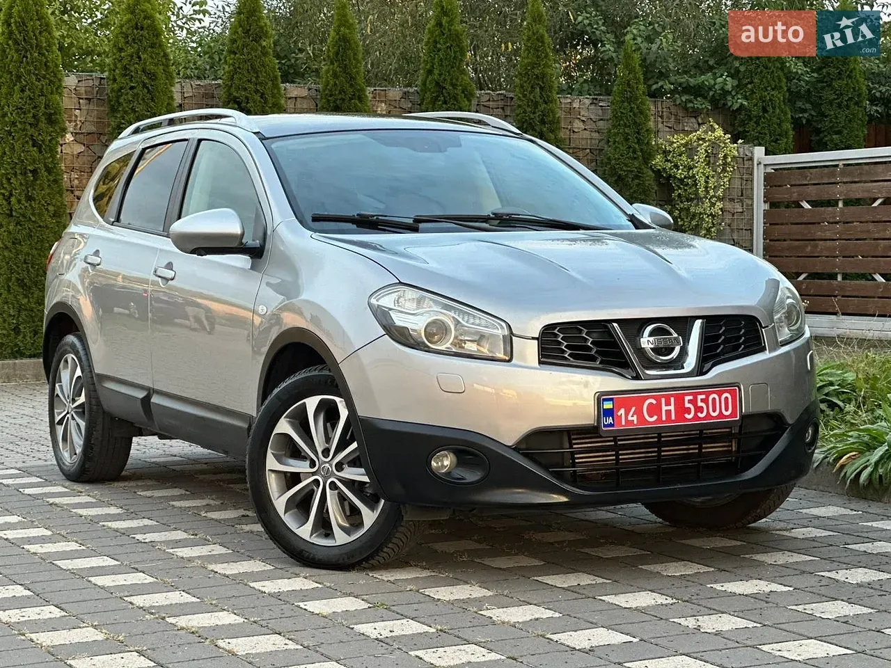 Nissan Qashqai+2