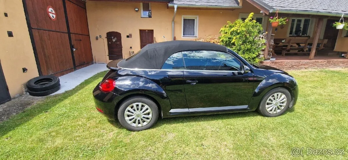Volkswagen Beetle 2016 photo 5