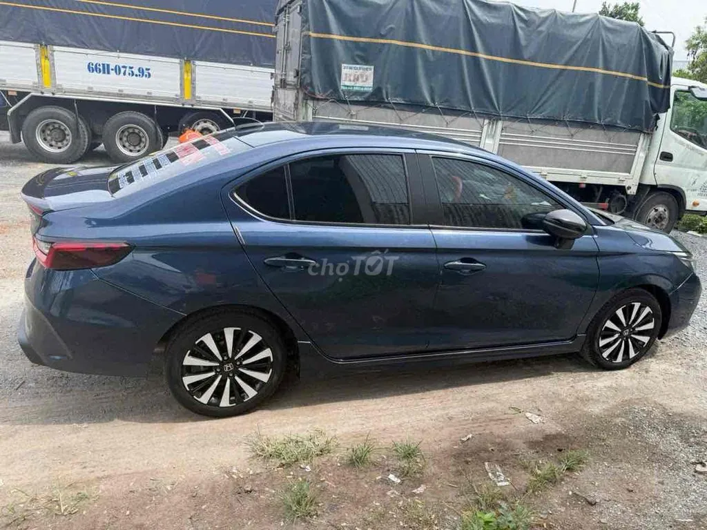 Honda City 2023 photo 2