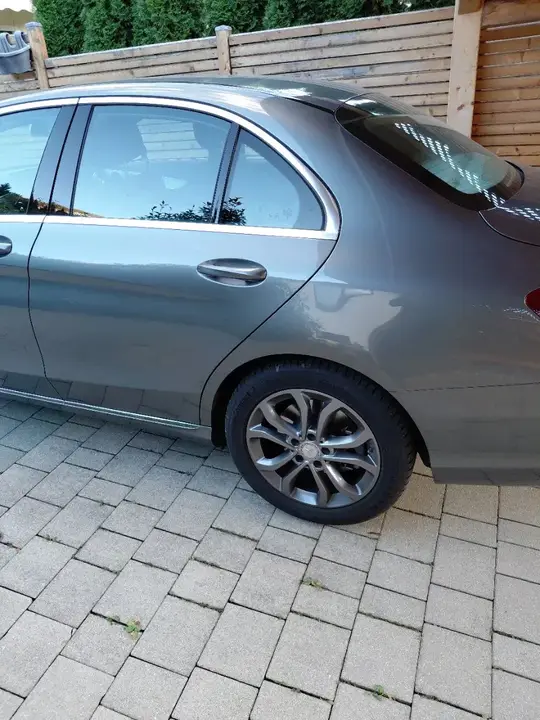 Mercedes-Benz C-Class 2018 photo 3