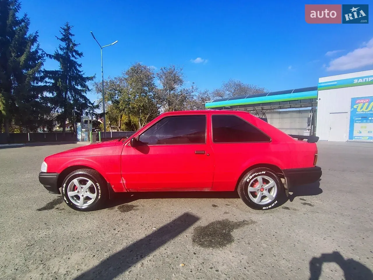Ford Escort 1987 photo 5