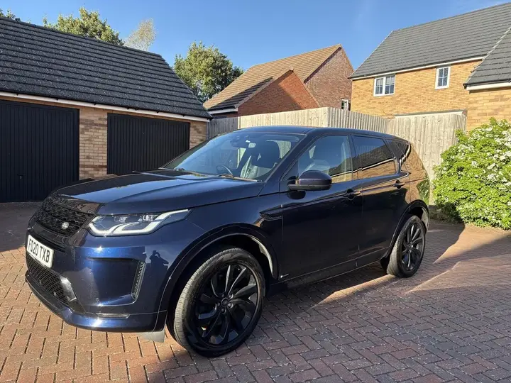 Land Rover Discovery Sport 2020 photo 2