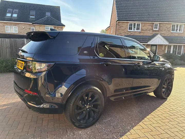 Land Rover Discovery Sport 2020 photo 5