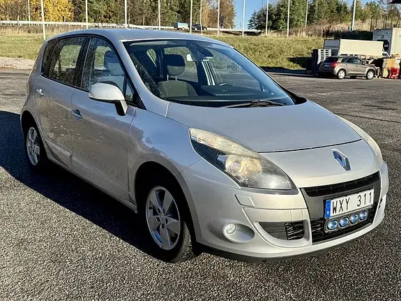 Renault Scenic Iii 2011 photo 3