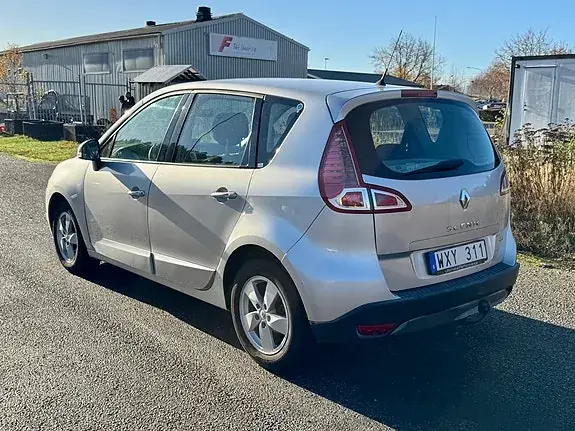 Renault Scenic Iii 2011 photo 2