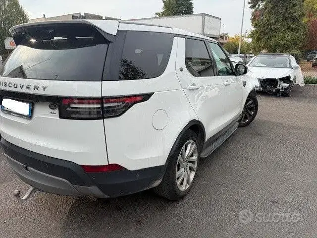 Land Rover Discovery 2019 photo 5