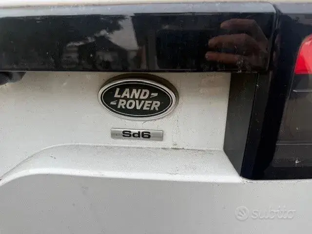 Land Rover Discovery 2019 photo 4