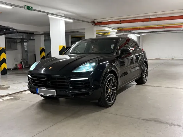 Porsche Cayenne 2018 photo 2
