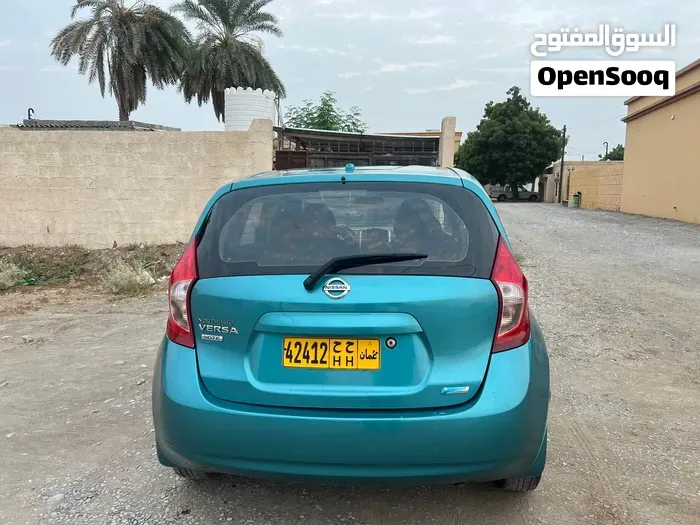 Nissan Versa 2015 photo 4