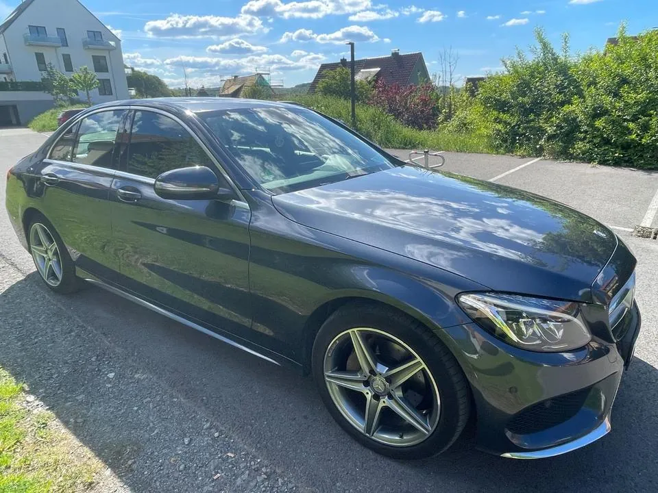 Mercedes-Benz C 220