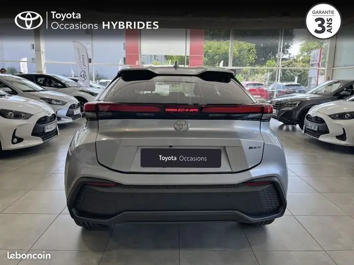 Toyota C-Hr 2025 photo 4