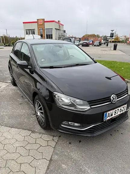 Volkswagen Polo 2015 photo 2