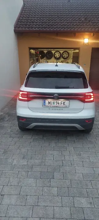 Volkswagen T-Cross 2021 photo 2