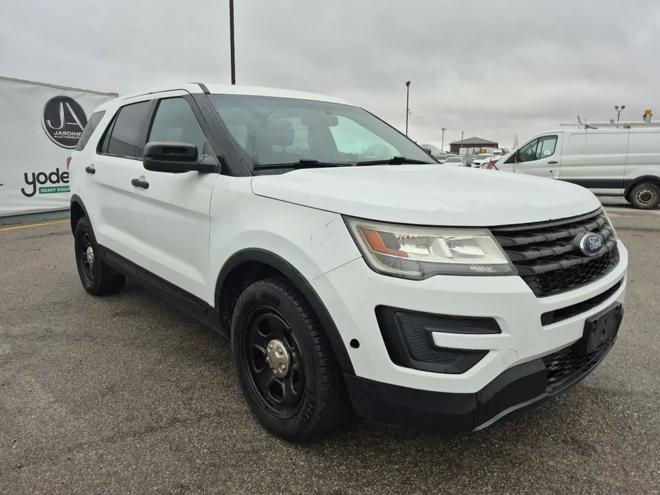 Ford Explorer 2016 photo 3