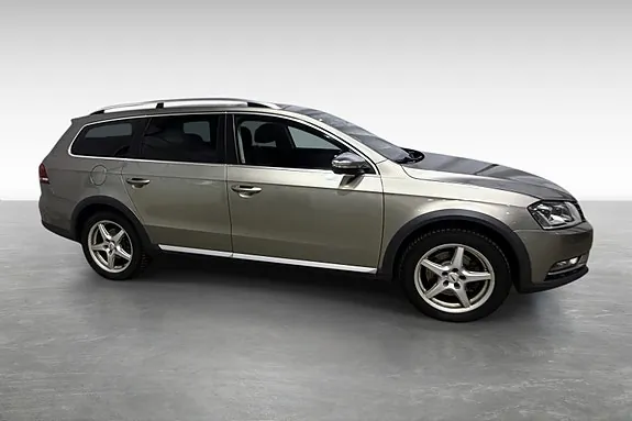 Volkswagen Passat 2014 photo 3