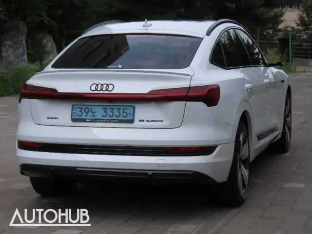 Audi E-Tron 2021 photo 3