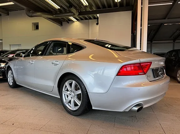 Audi A7 2011 photo 5