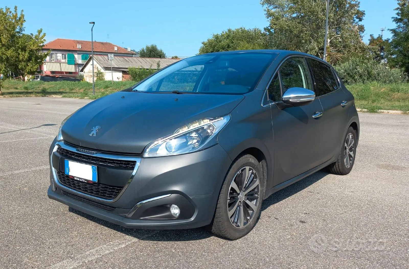 Peugeot 208