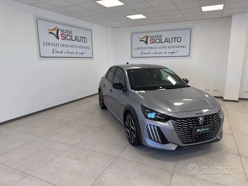 Peugeot 208 2024 photo 2