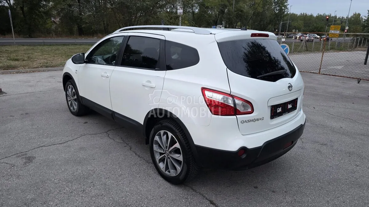 Nissan Qashqai 2011 photo 2