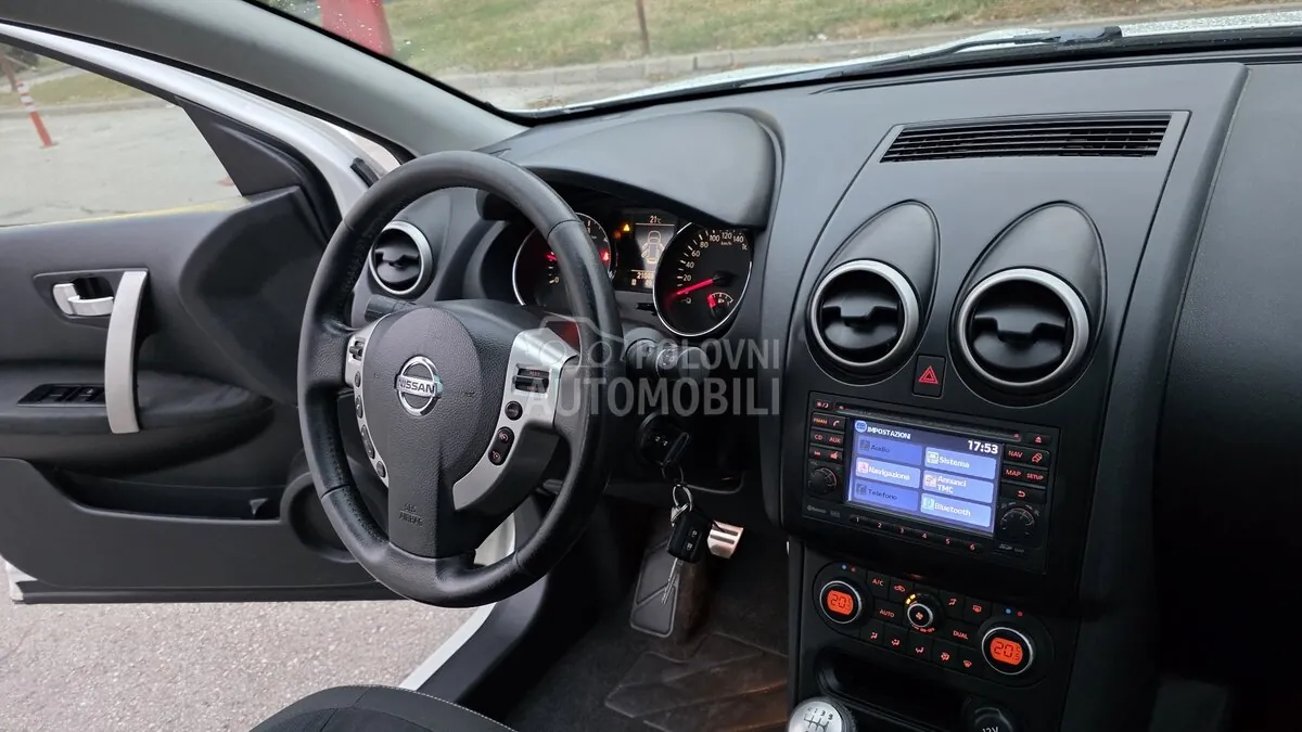 Nissan Qashqai 2011 photo 3