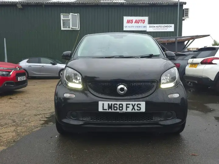 Smart Forfour 2018 photo 2