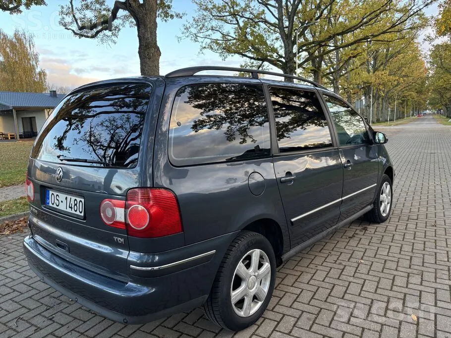 Volkswagen Sharan 2005 photo 5