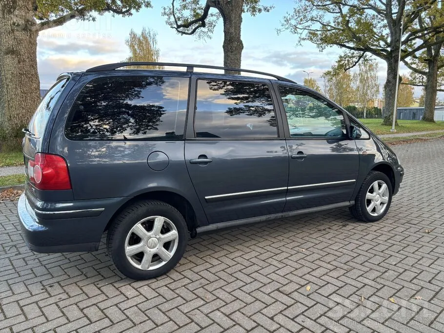 Volkswagen Sharan 2005 photo 4