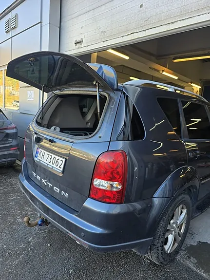KG Mobility Rexton 2010 photo 2