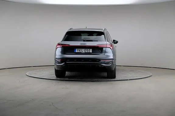 Audi Q8 E-Tron 2024 photo 2