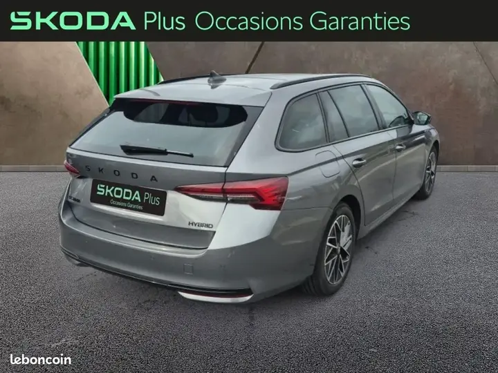 Skoda Octavia 2025 photo 3