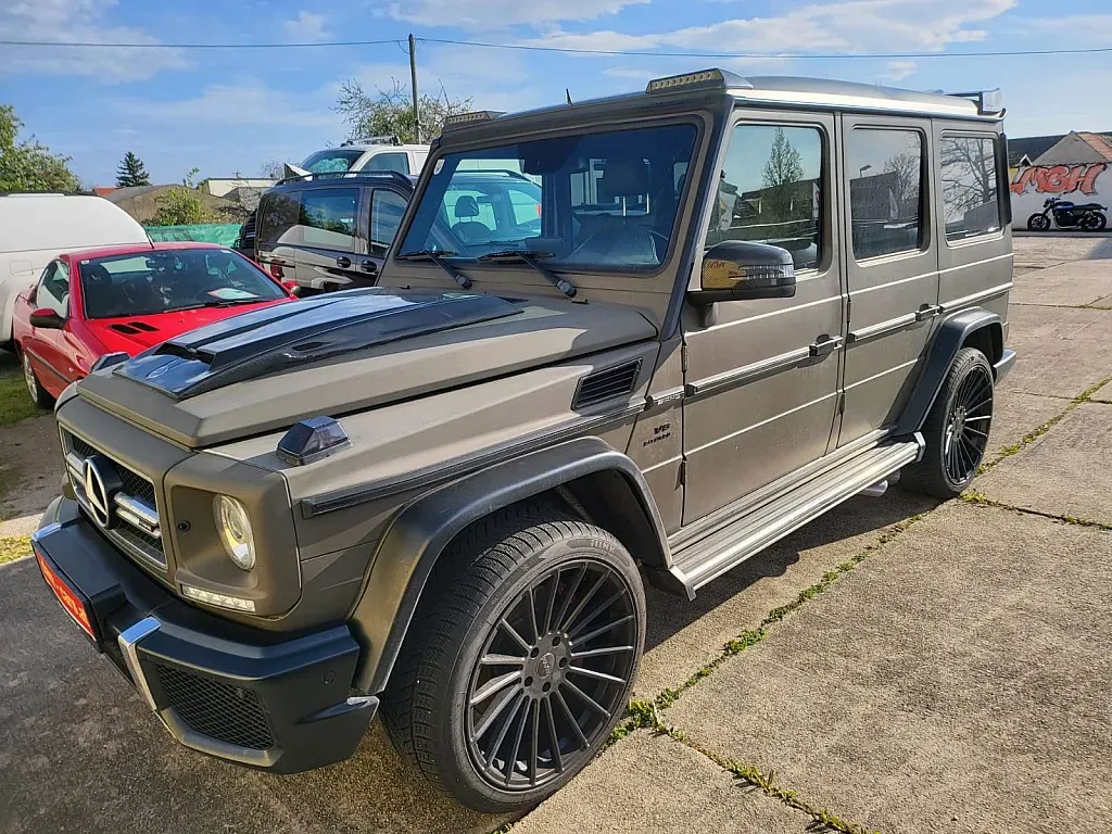 Mercedes-Benz G-Class