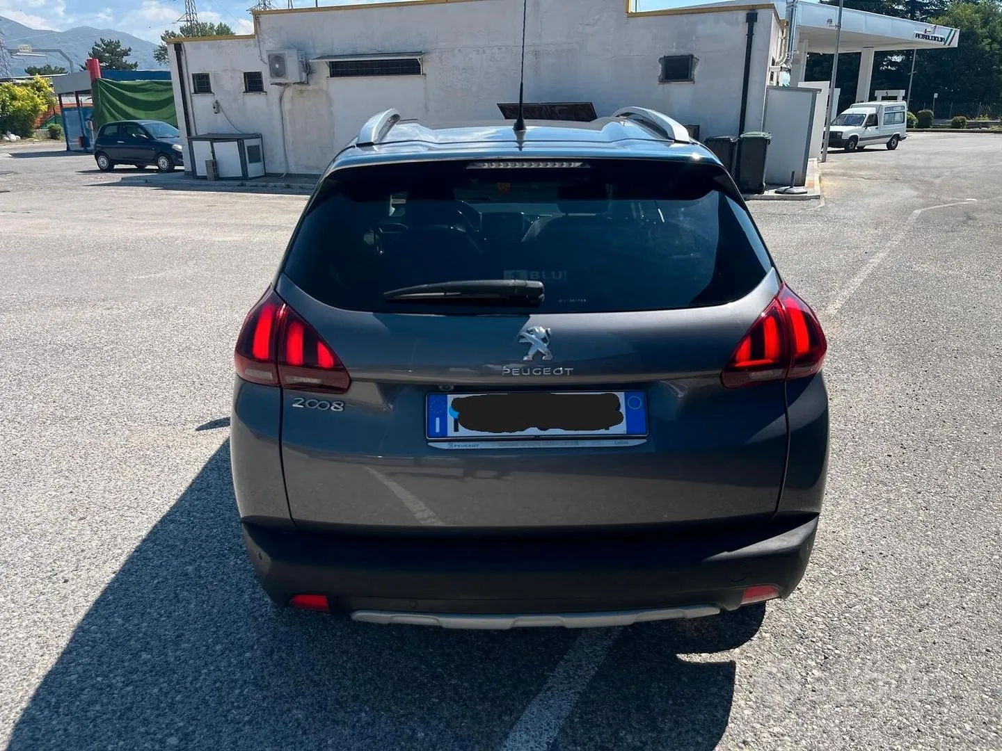 Peugeot 2008 2017 photo 4