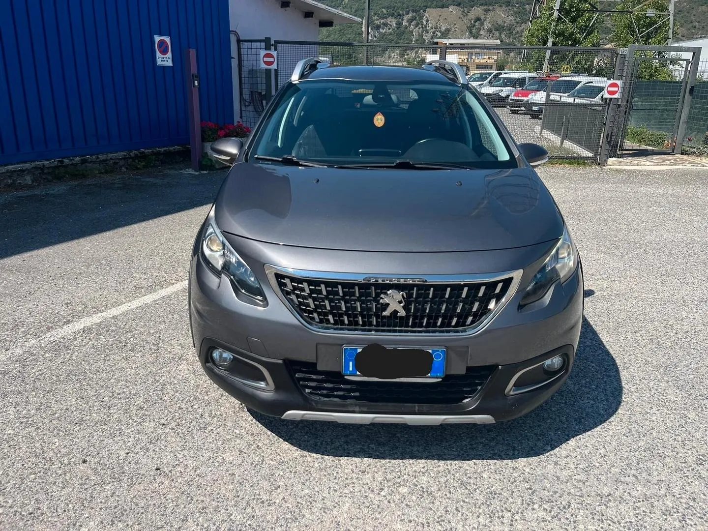 Peugeot 2008 2017 photo 2