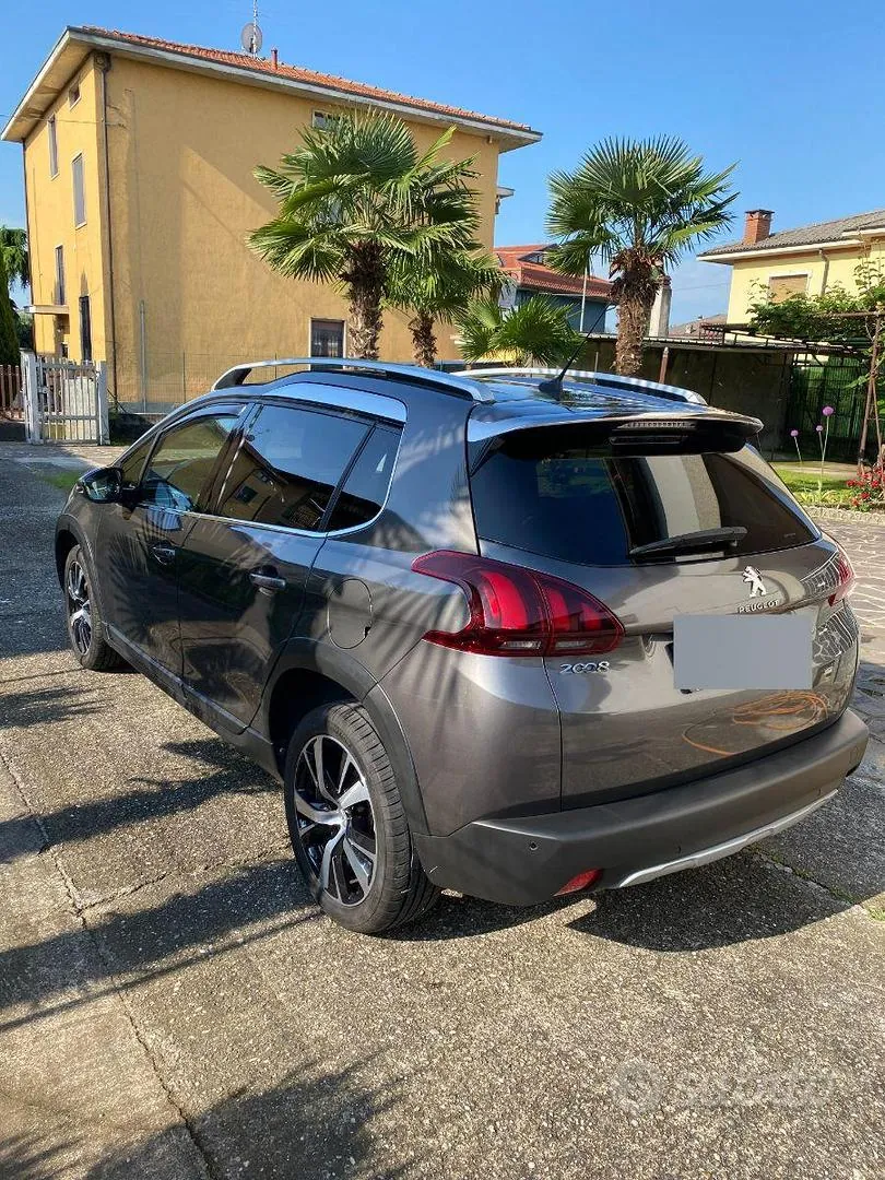 Peugeot 2008 2019 photo 4