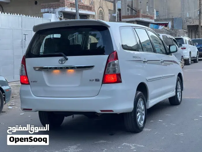 Toyota Innova 2013 photo 4