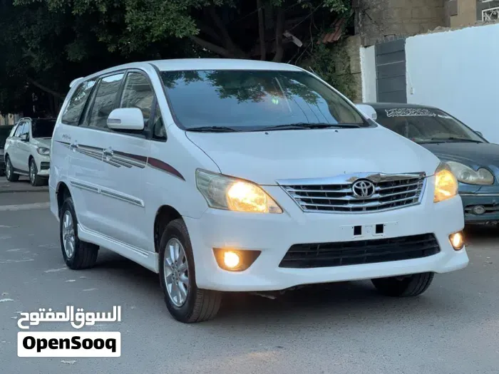 Toyota Innova