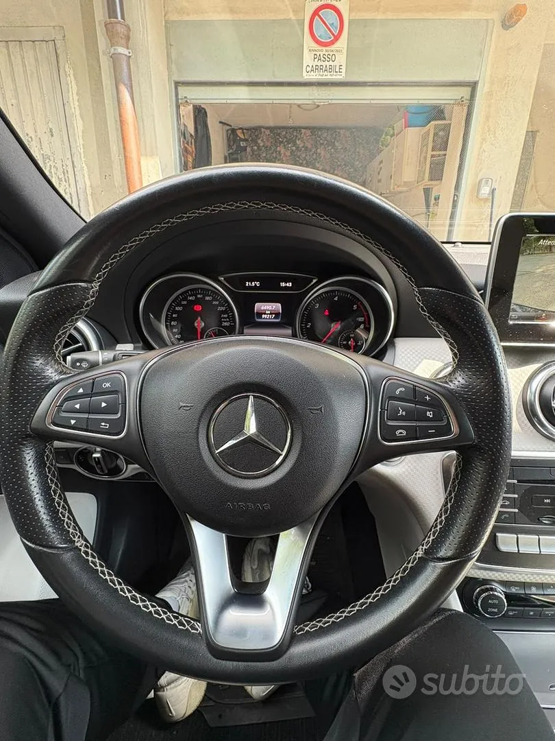 Mercedes-Benz A-Class 2017 photo 3