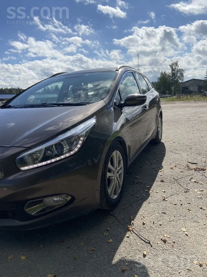Kia Ceed 2013 photo 3