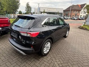 Ford Kuga 2023 photo 2