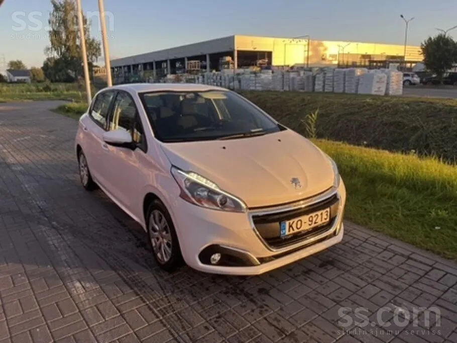 Peugeot 208