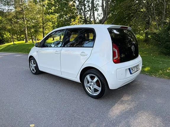 Volkswagen Up 2014 photo 3