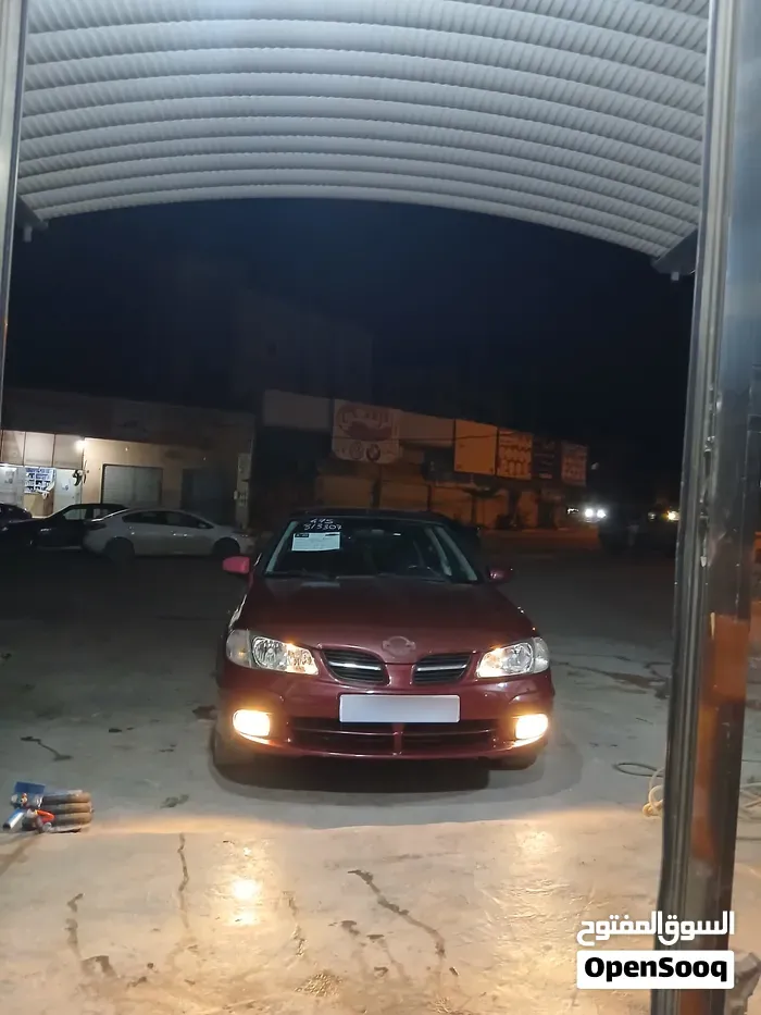 Nissan Almera